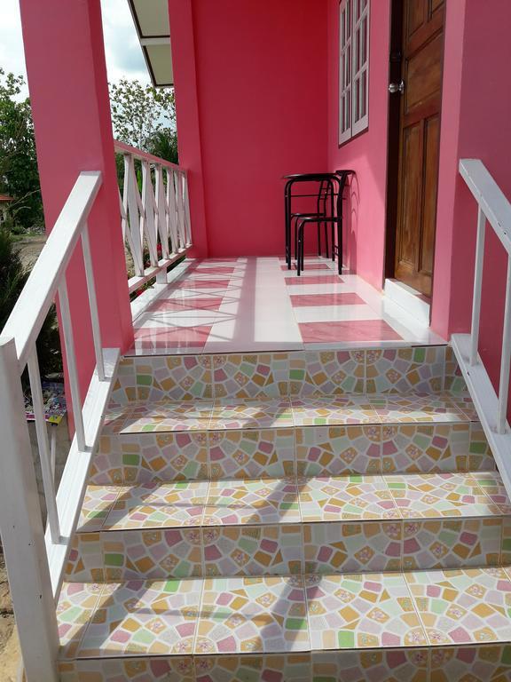 Chanakarn Guesthouse Сангхла-Бурі Екстер'єр фото